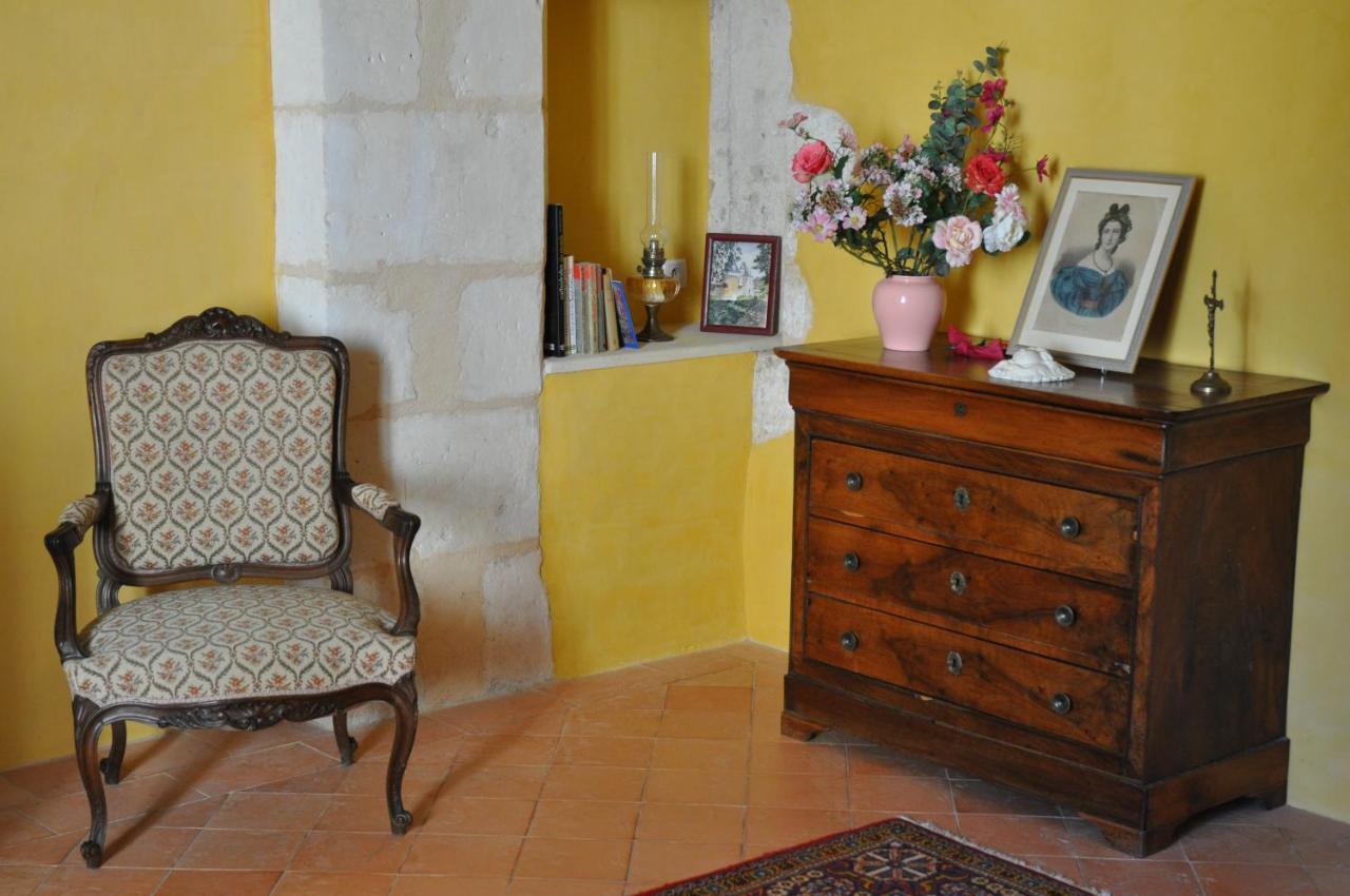 Chateau La Gentilhommiere Du Puits Notre-Dame 30 Rue De L'Eglise 24110 Saint Leon Sur L'Isle Kültér fotó